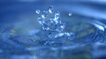 水滴溅起