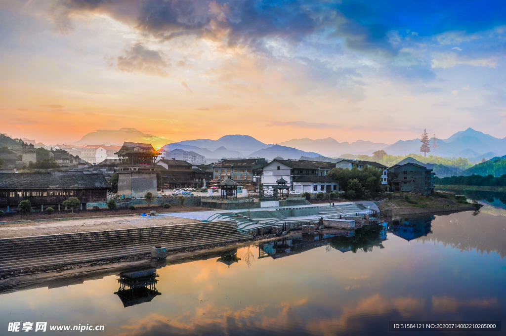 泸溪河晨曦