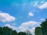 城市蓝天