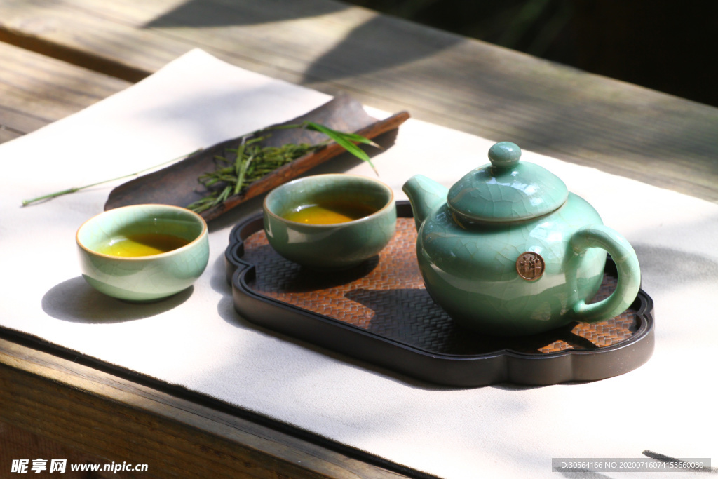 泡茶茶器茶具意境简约背景素材