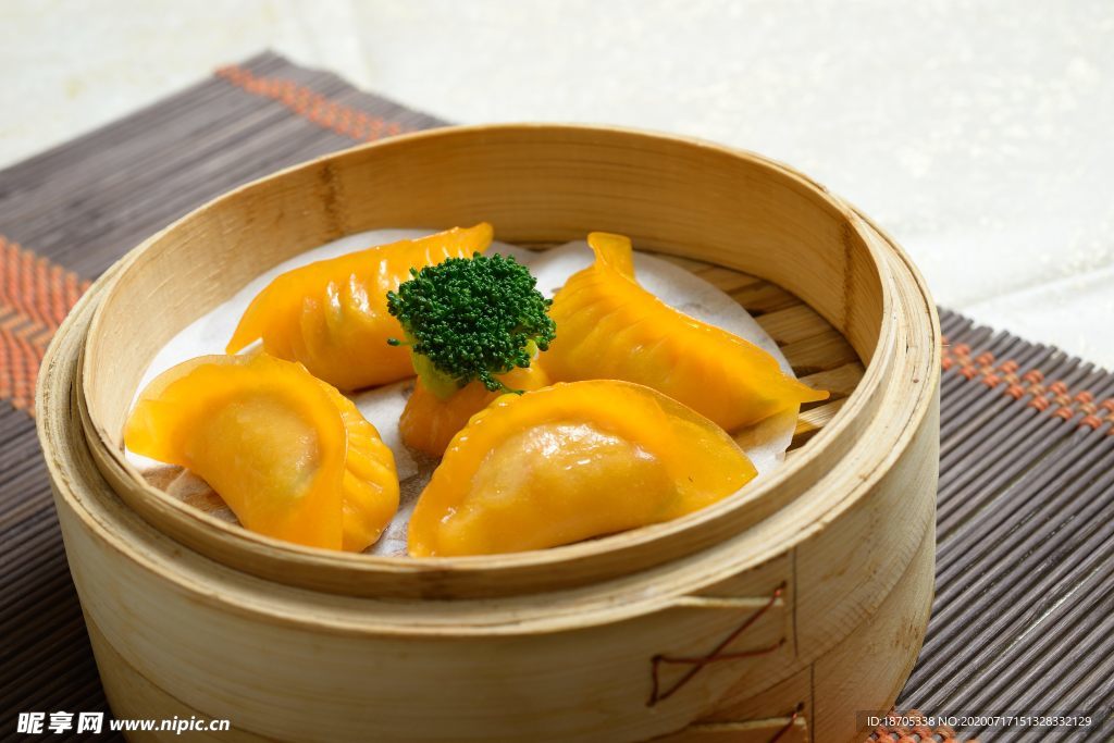金衣玉饺