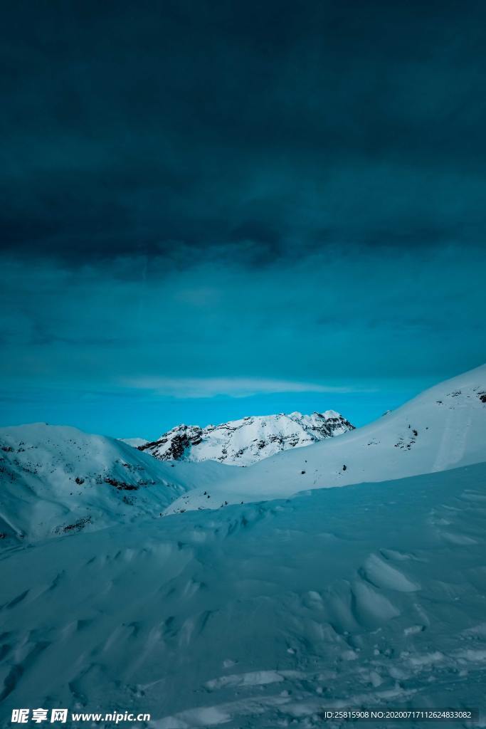 雪山