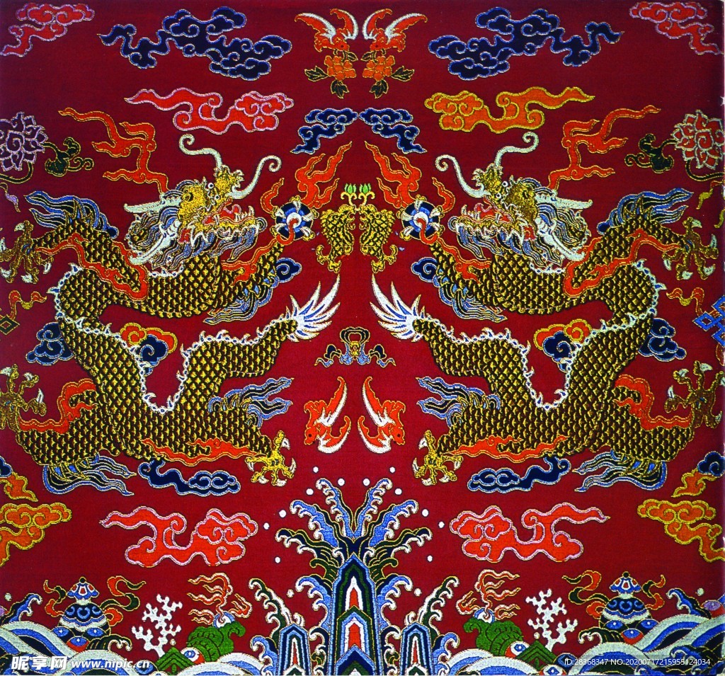 龙纹刺绣