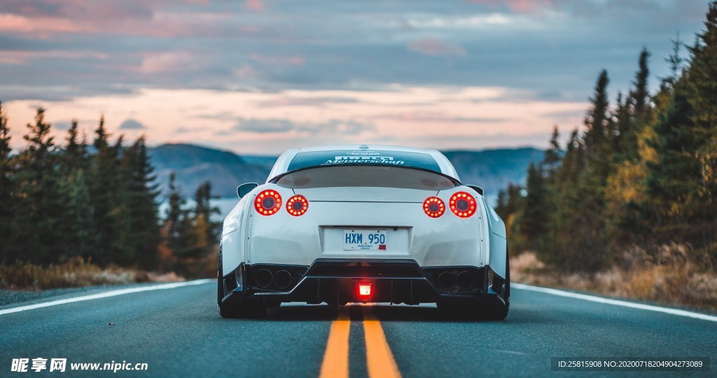 跑车