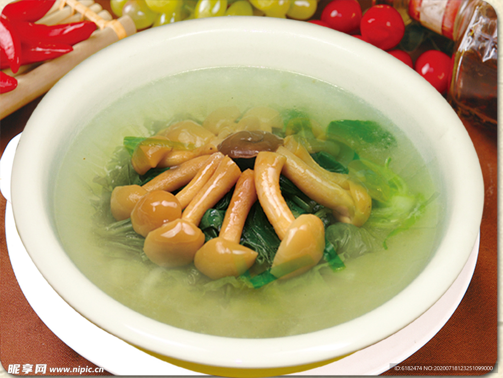 小白菜炒滑子菇怎么做_小白菜炒滑子菇的做法_雨润海棠_豆果美食