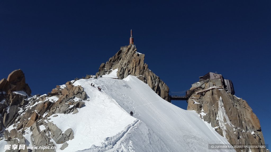 雪山