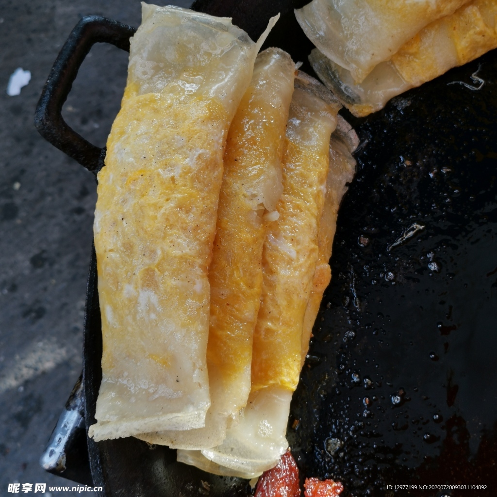 烤饼包皮 面饼卷