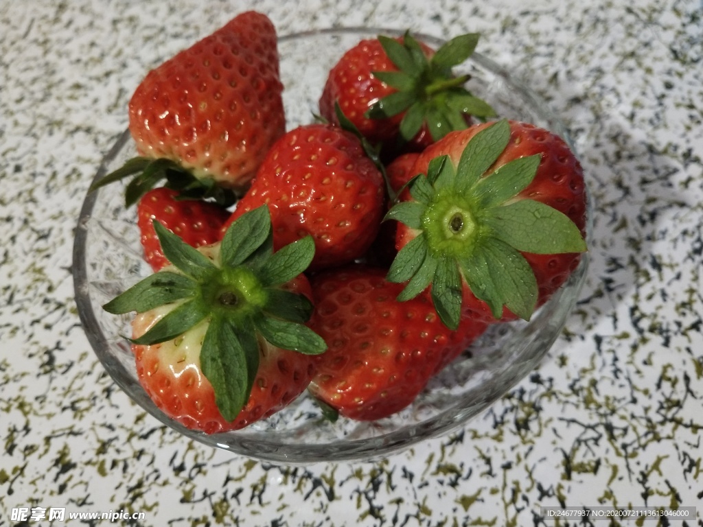 草莓