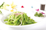 三丝本芹