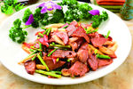 蒜苔腊肉炒雷笋