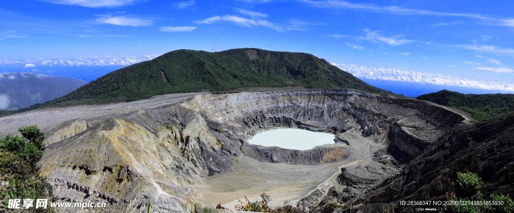 火山口