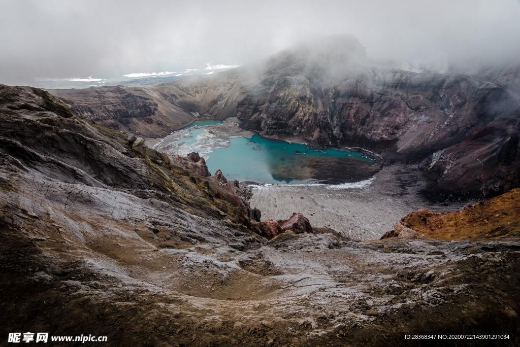 火山口