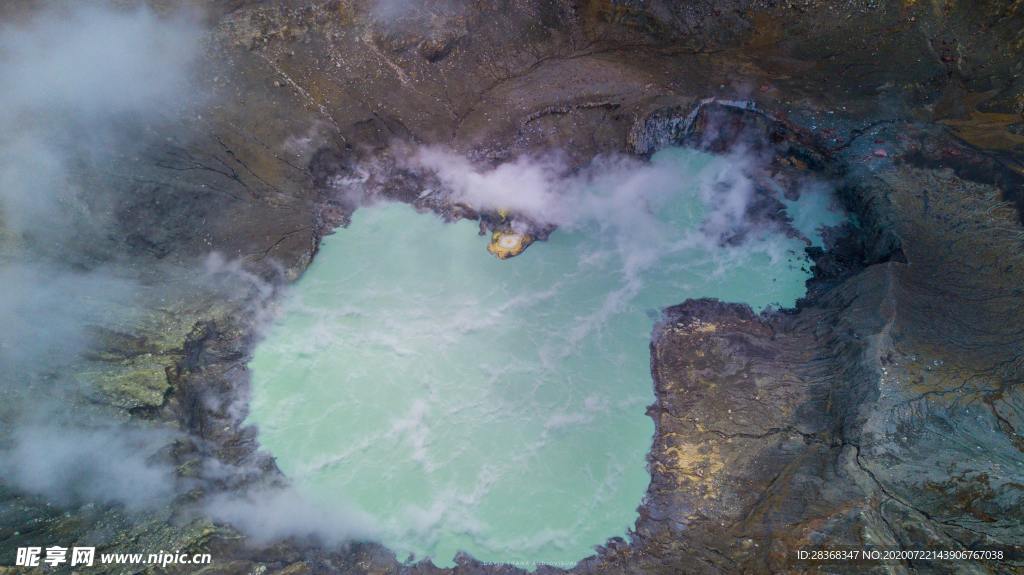 火山口