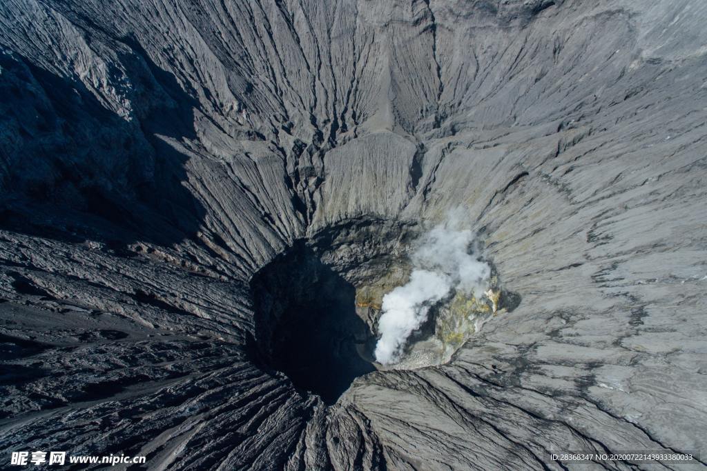 火山口