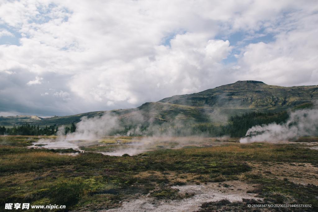 火山口