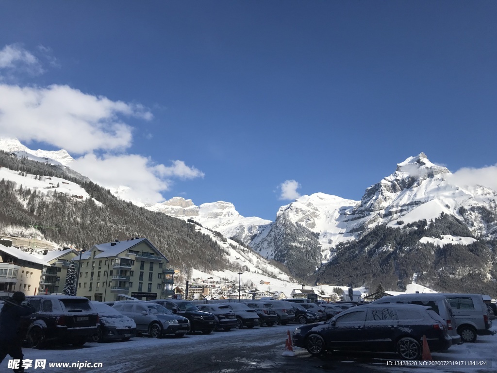 阿尔卑斯山雪景