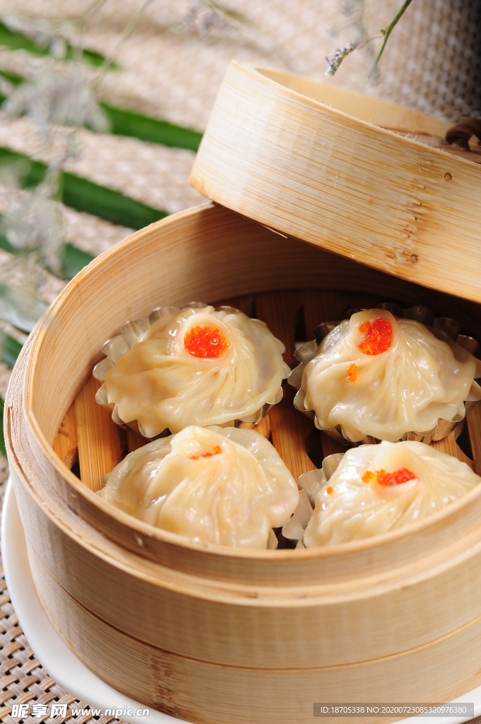 瑶柱灌汤包