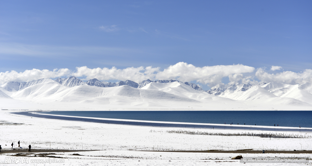 纳木错雪景