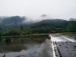 滚水坝