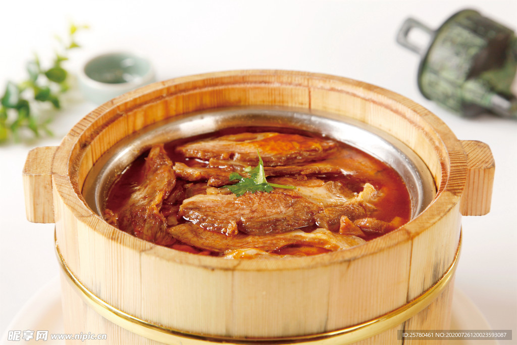 一桶辣羊肉