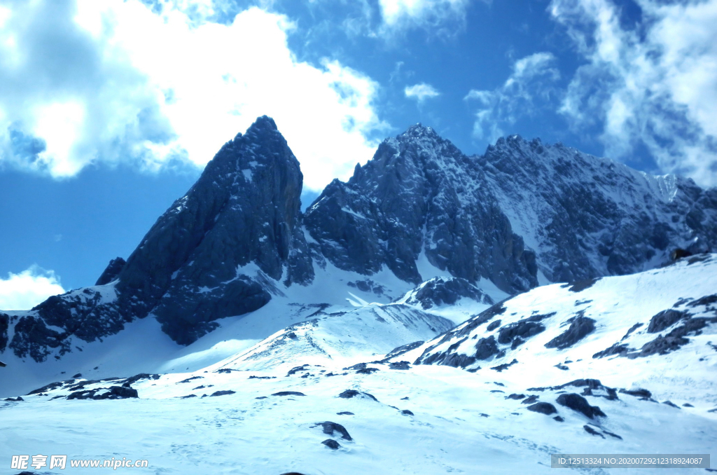 玉龙雪山