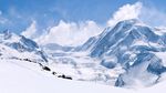 山脉雪山