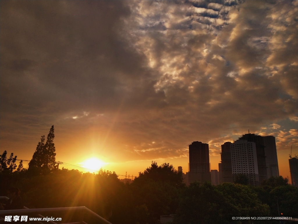 夕阳景色照片