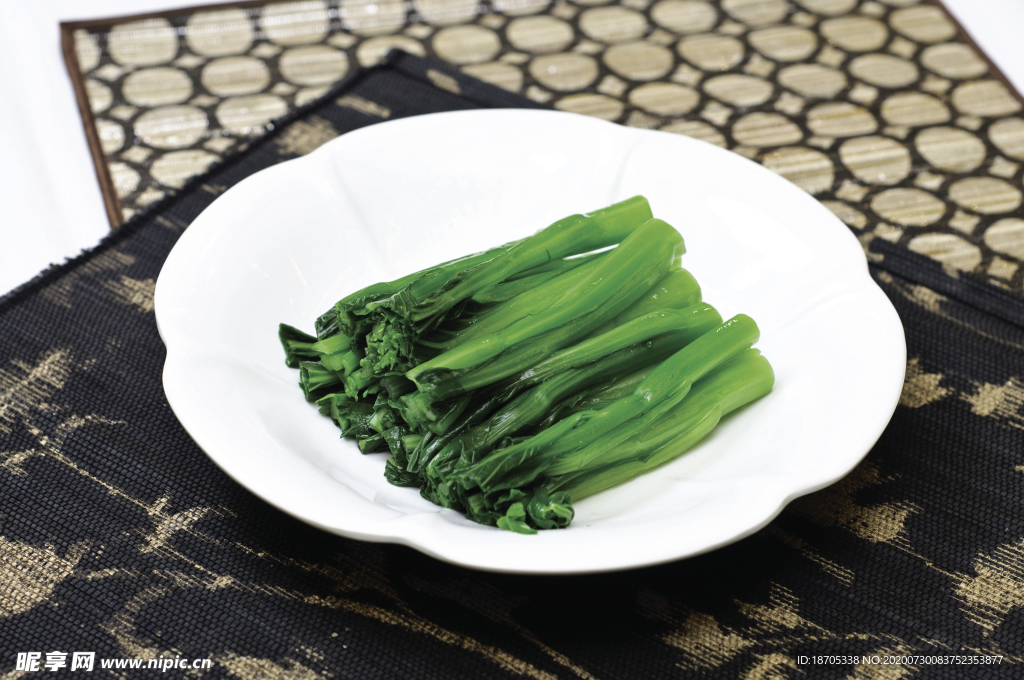 白灼菜心