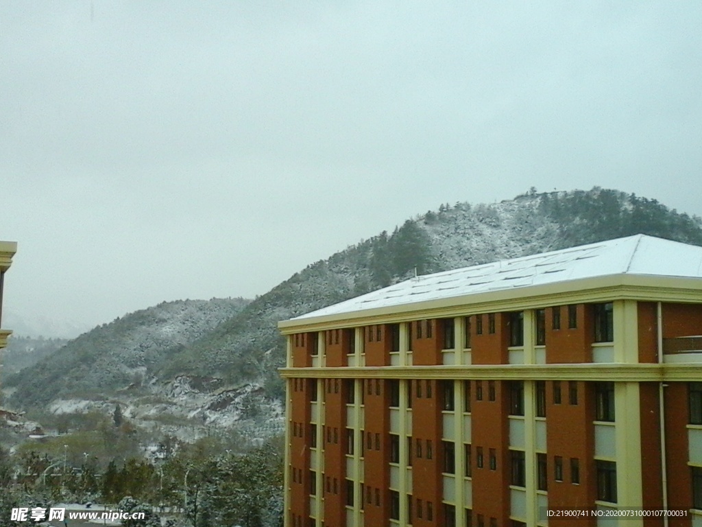 云南大学雪景