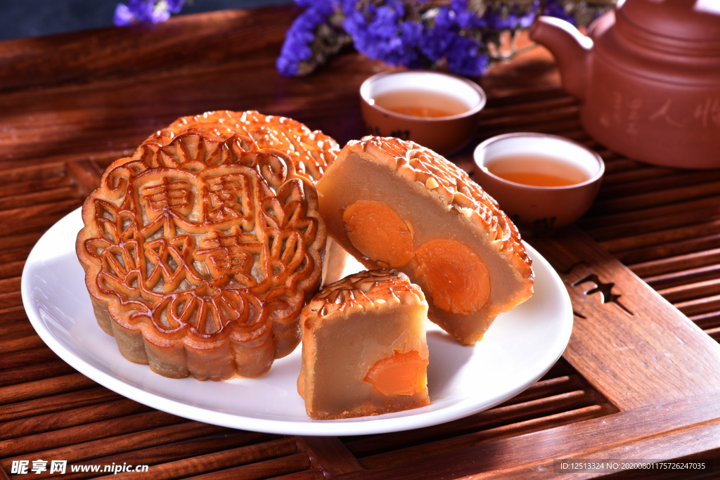 双黄莲蓉月饼
