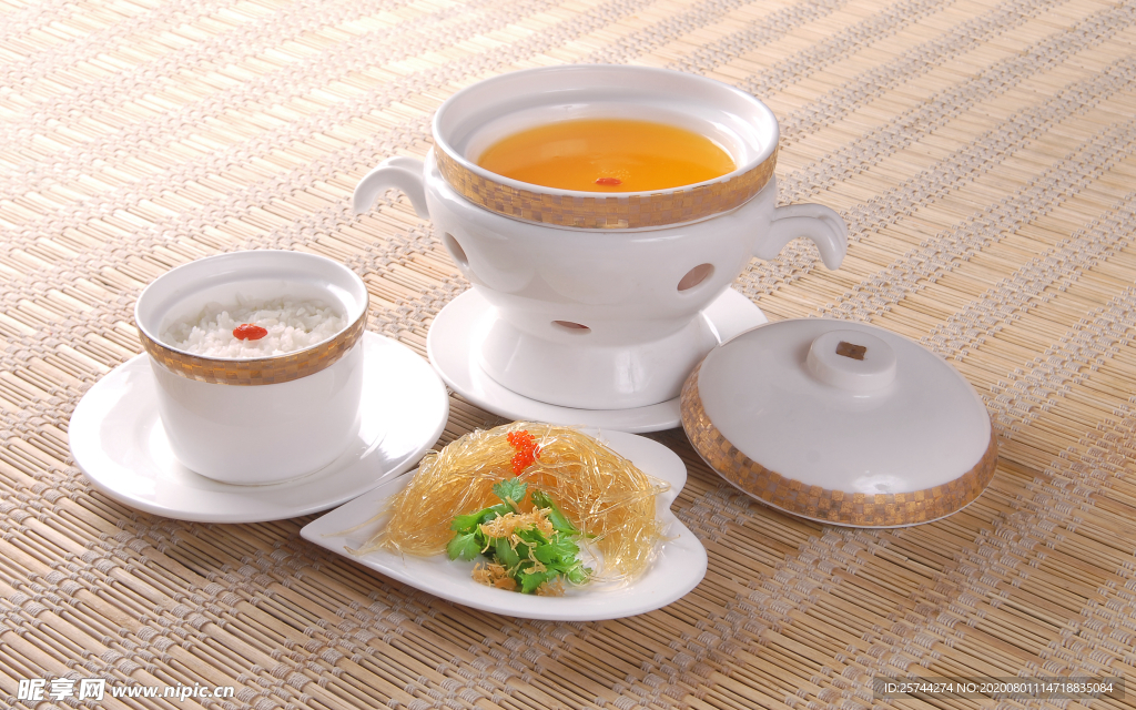 王府鱼翅捞饭