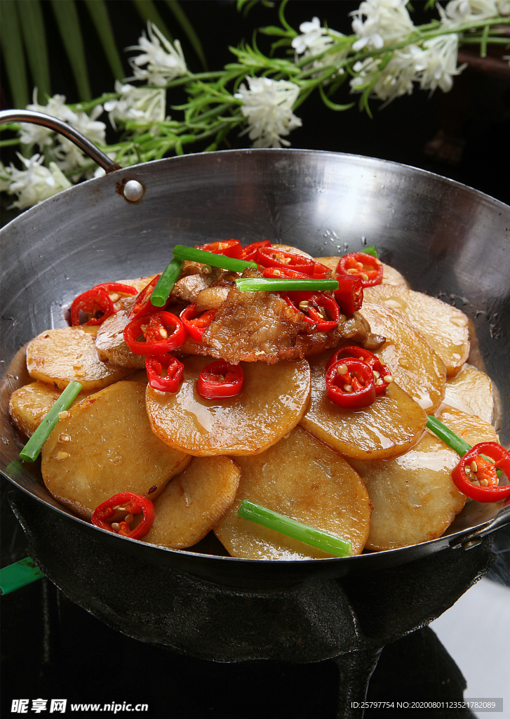 干锅土豆片
