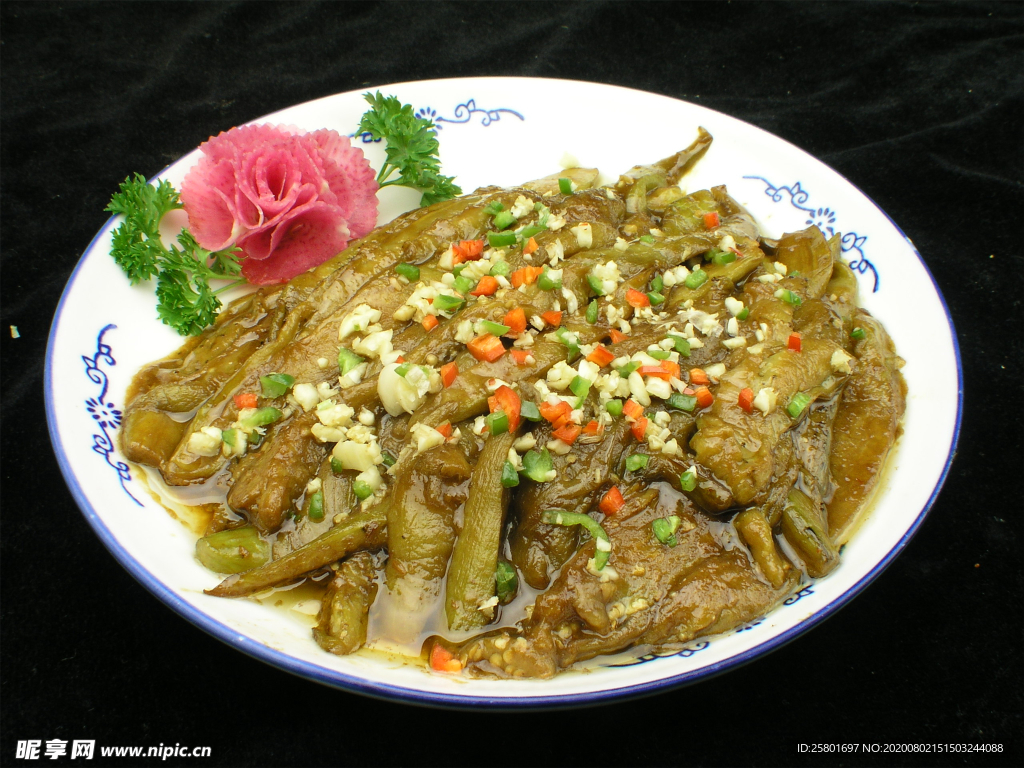 大酱扒长茄