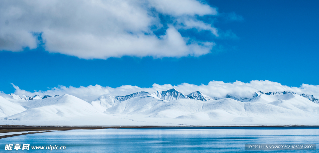 自然雪山