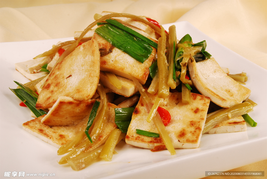 酸菜杆煎豆腐