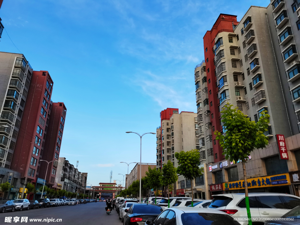 庆阳市西峰区街道图片