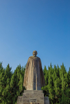 林则徐像