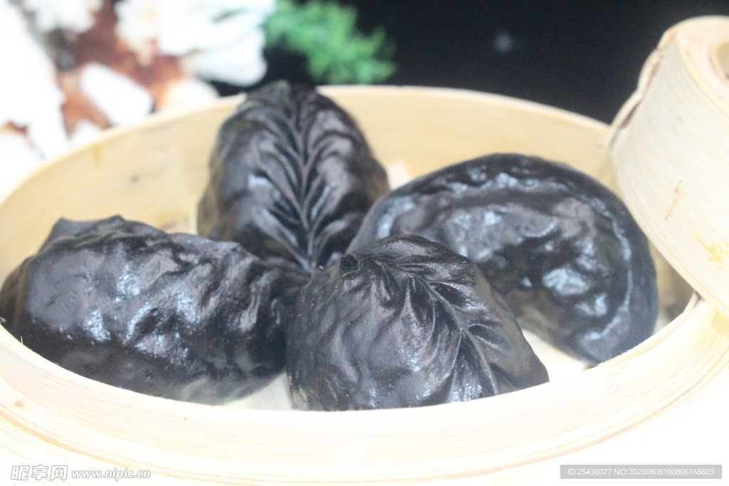 墨鱼蒸饺