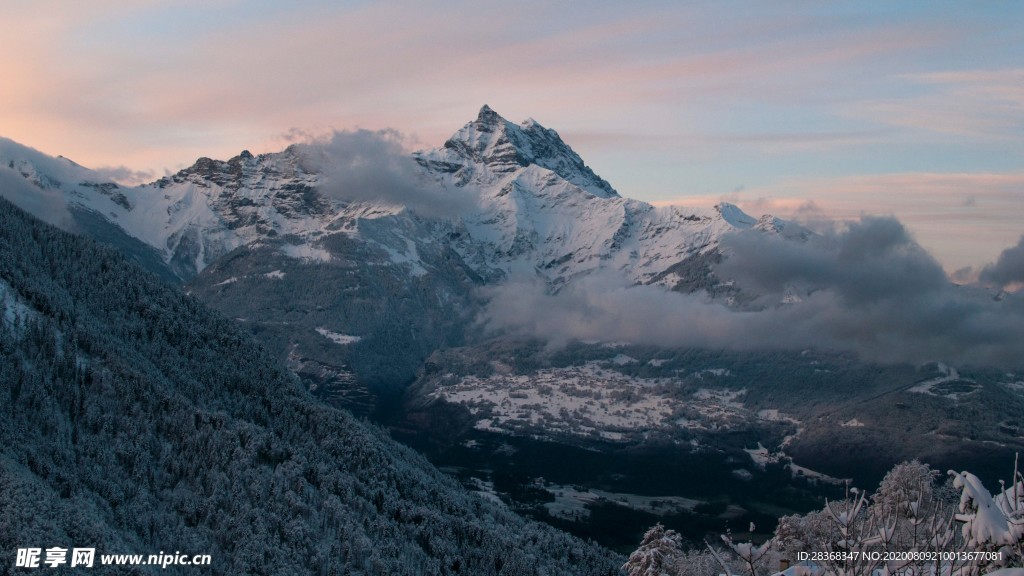 雪山