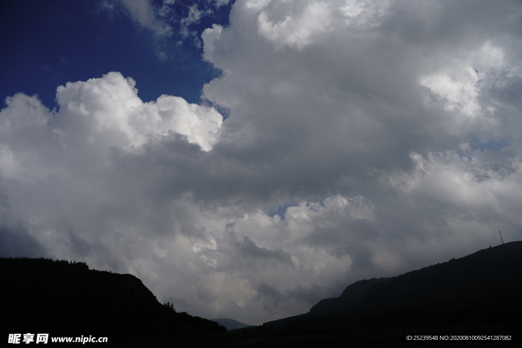 草原天空