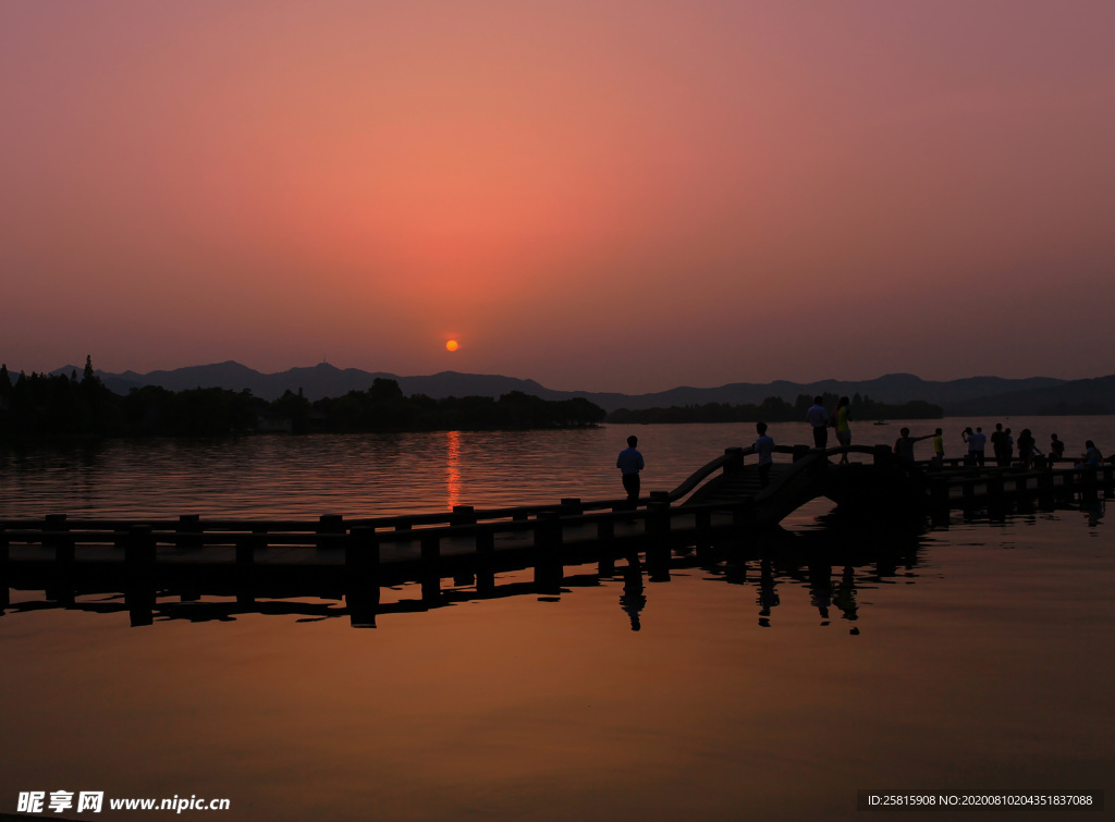 西湖夜景