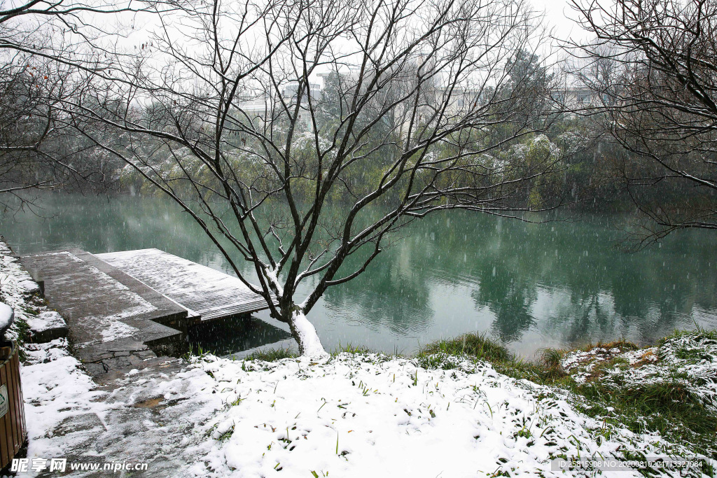 西湖雪景