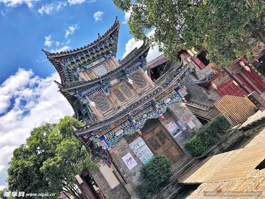 束河