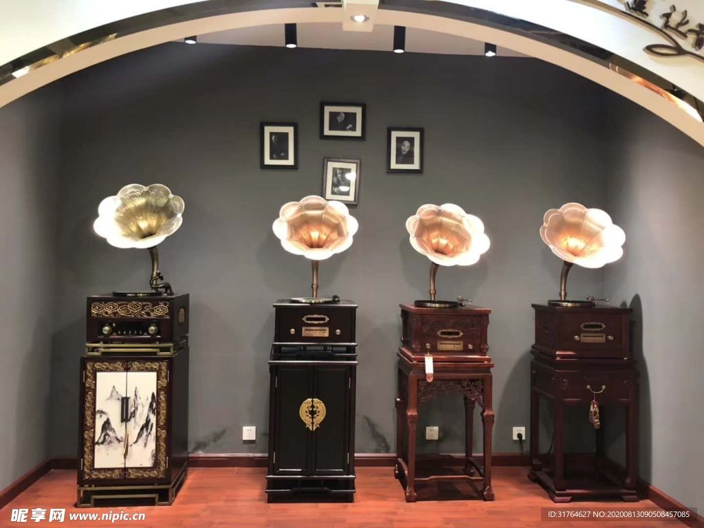 展厅里的留声机