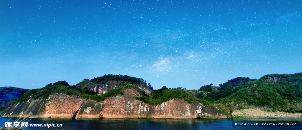 丹霞地貌河流星空山