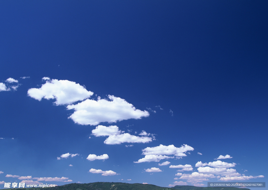 天空白云