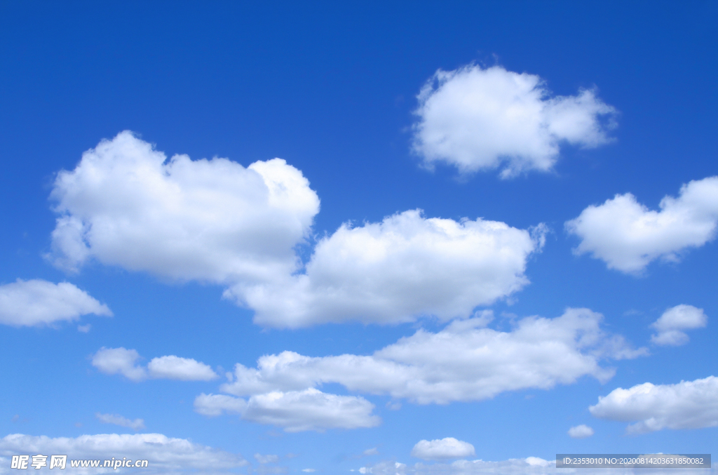 天空白云