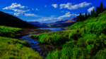 蓝天白云河水群山风景