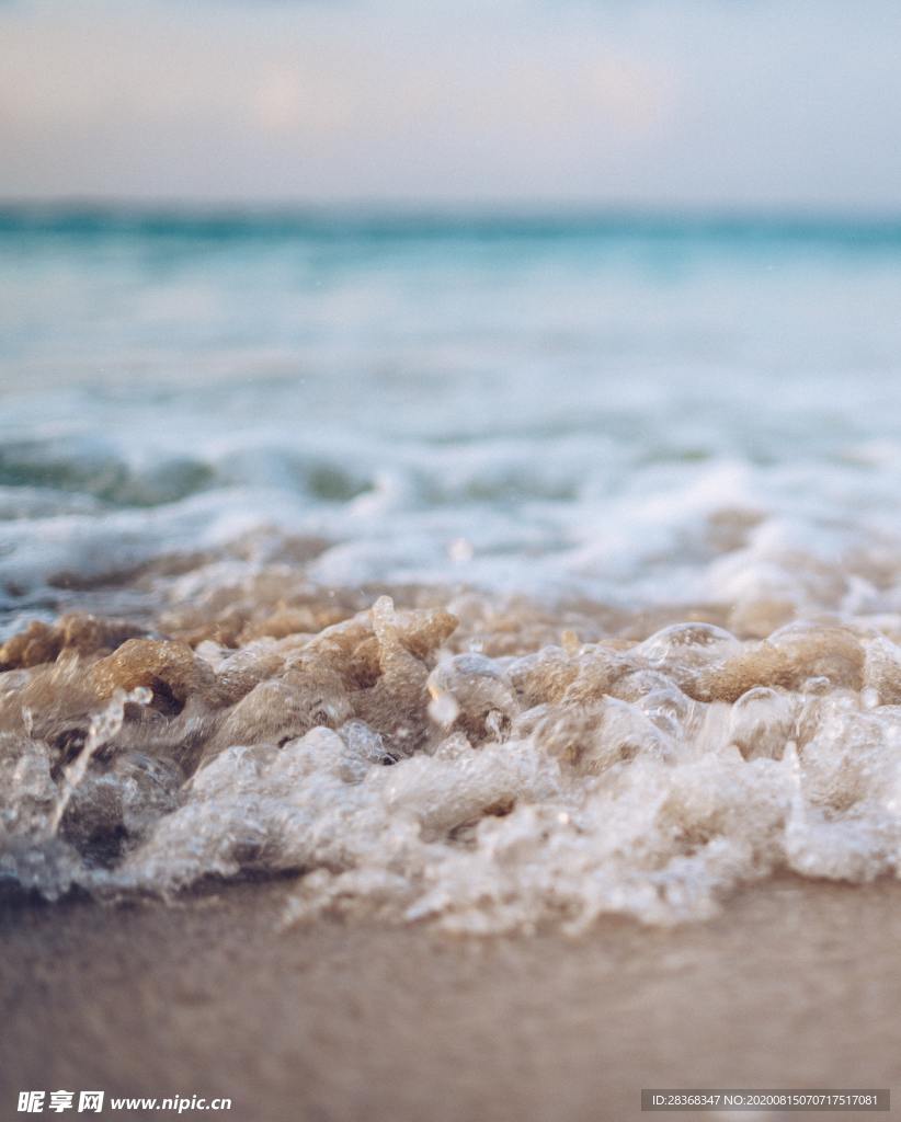 浪花泡沫