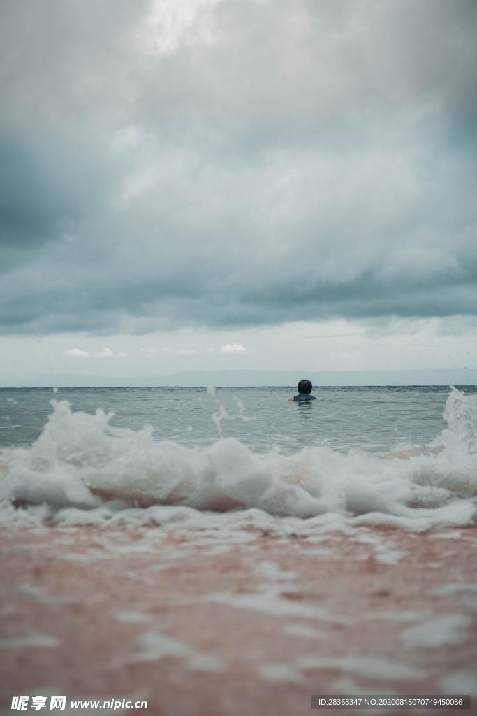 浪花泡沫